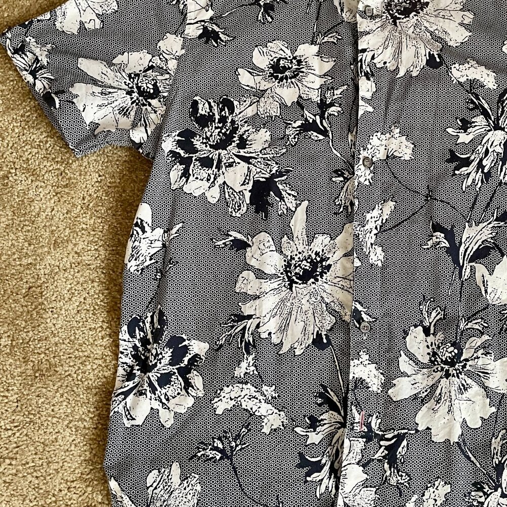 Ted Baker Men's Short Sleeve Shirt Size Medium